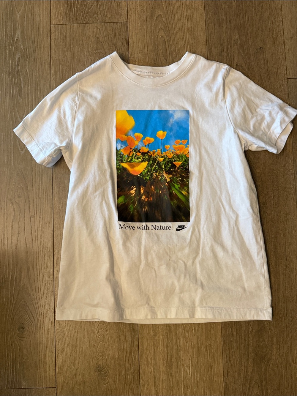 Nike White Kids' Graphic Tee with Yellow Floral Print size xl